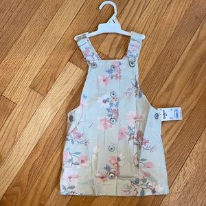 SOLD✨ NWT Overalls Skirt jumper- OshKosh B’gosh- Girls 2T